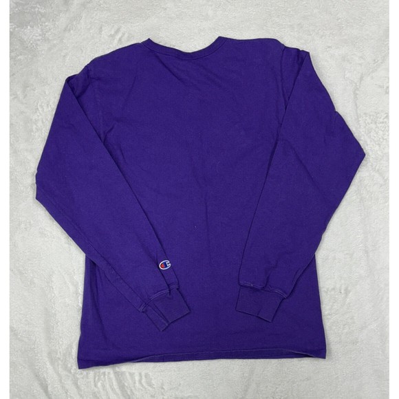 Champion Solid Purple Crewneck Long Sleeve Shirt Logo Men's Size Medium - Picture 9 of 9